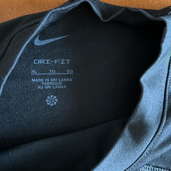 NIKE Dry-FIT Swift Element UV Running top, XL, black - Picture 3 of 6